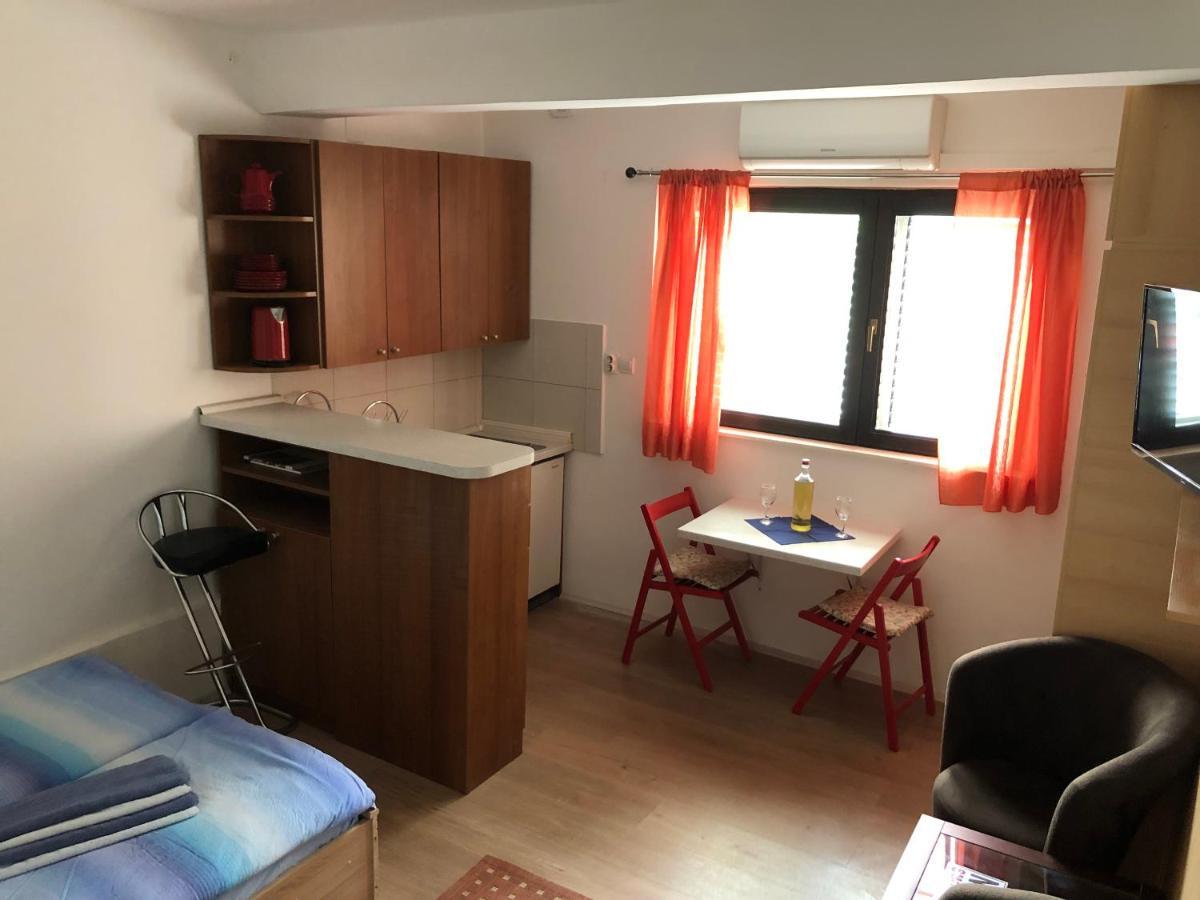 Centar 1 Private Room With Ensuite And Kitchenette Split Exteriér fotografie